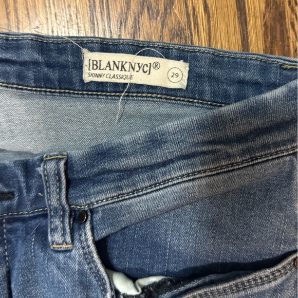 BlankNYC jeans, ankle length, size 29 - Picture 3 of 3